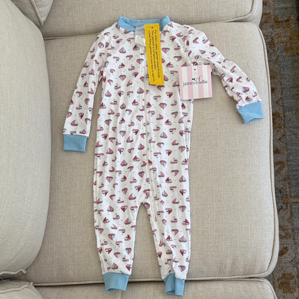 James & Lottie Kids Pajamas - White with Blue and Pink